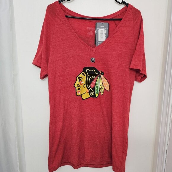 Chicago Blackhawks Kane 88 Woman's Short Sleeve V-Neck Tee NFL 2XL - Picture 1 of 5